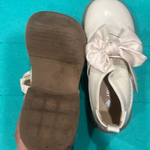 Dressing Shoes little girl Size 32 EUR (size 1 USA) - Picture 4 of 4
